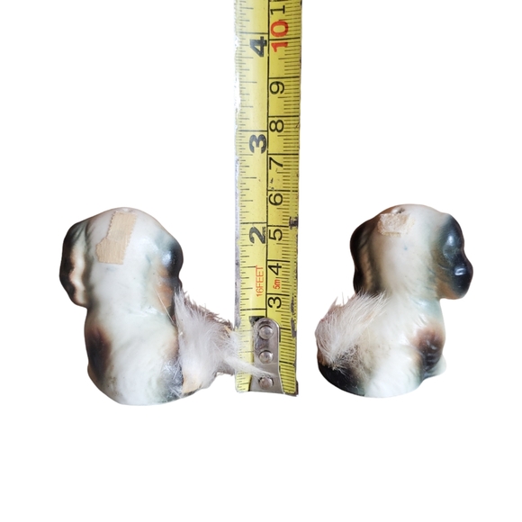 Little vintage doggy salt and pepper shakers - Picture 2 of 3